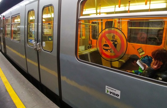 Interdiction de manger dans le métro viennois (Essverbot)